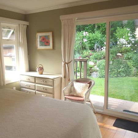 Mountain Bed & Breakfast North Vancouver Cameră foto